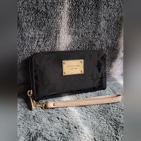 Michael Kors Handbags - Michael Kors Black Shiny Wallet